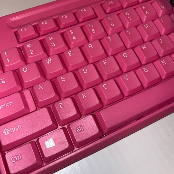 Pink PC computer, Keyboard and Mouse Set - Picture 10 of 13